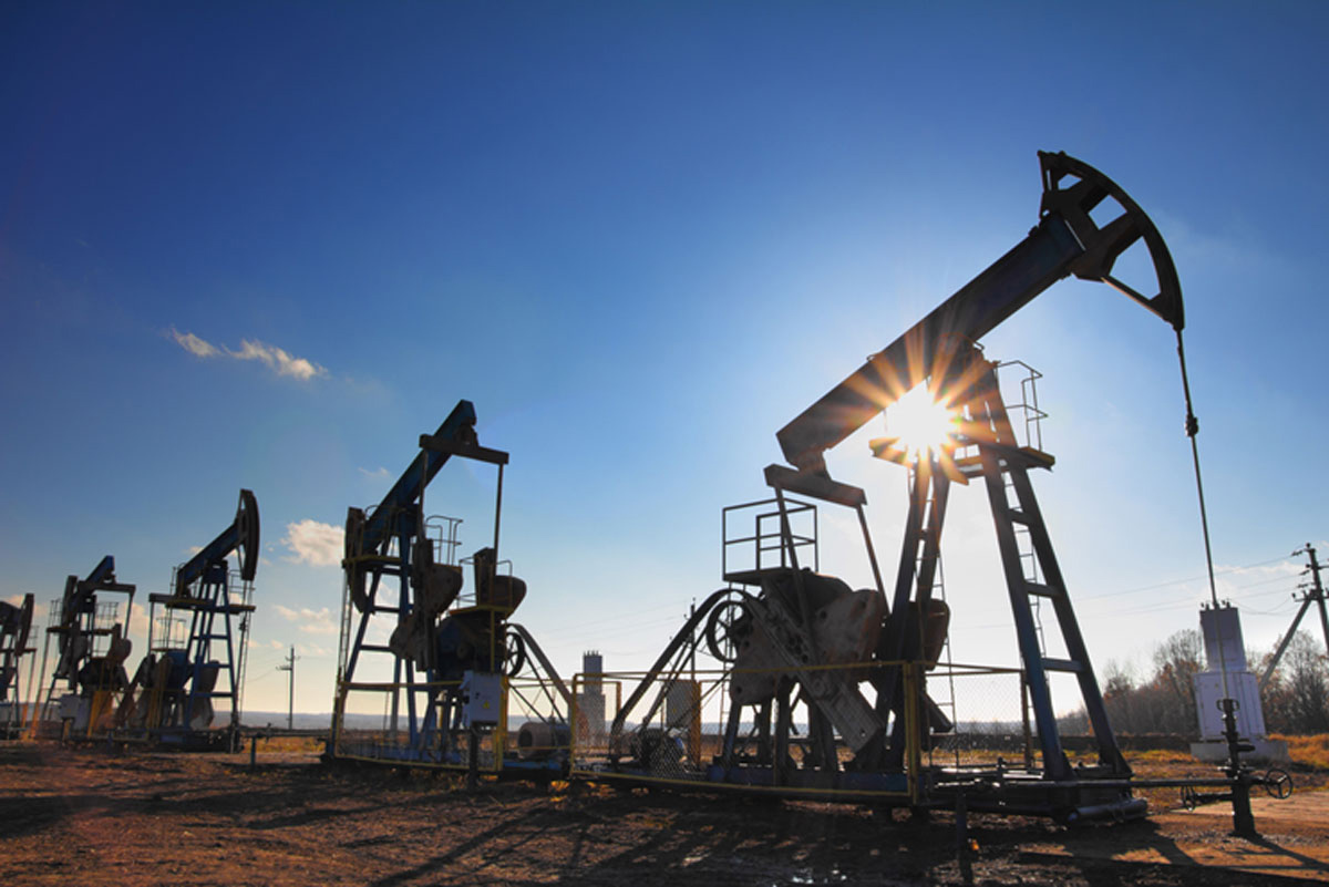 working oil pumps silhouette